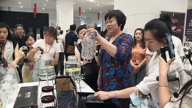 �I(l��ng)��(d��o)�P(gu��n)��